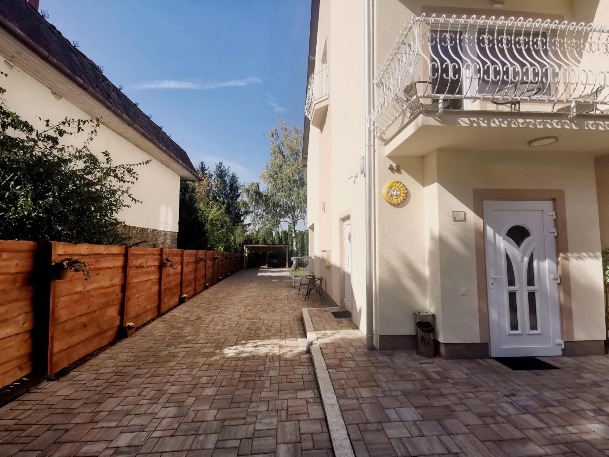 Moon Light Heviz Exterior foto
